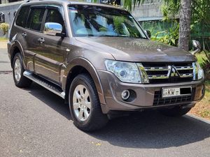 Mitsubishi Montero diesel 2013 for Sale