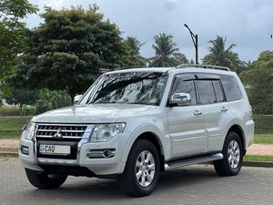 Mitsubishi Montero GLS DIESEL 1ST OWNER 2015 for Sale