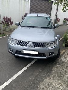 Mitsubishi Montero Sport 2012 for Sale