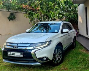 Mitsubishi Outlander Full Petrol 2016 for Sale