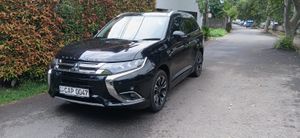 Mitsubishi Outlander PHEV 2015 for Sale