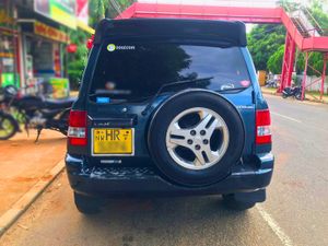 Mitsubishi Pajero IO 2000 for Sale