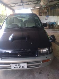 Mitsubishi RVR 1997 for Sale