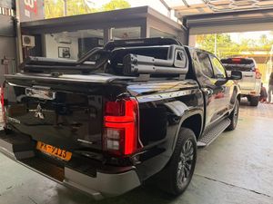 Mitsubishi Triton 2025 Hamer Electric / Manual Roll Shutter for Sale