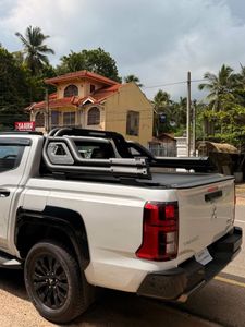 Mitsubishi Triton 2025 Hamer Electric Roll Shutter & Night Fury Bar for Sale Mitsubishi Triton 2025 Hamer Electric Roll Shutter & Night Fury Bar for Sale