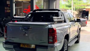 Mitsubishi Triton 2025 Hamer Electric Roll Shutter for Sale