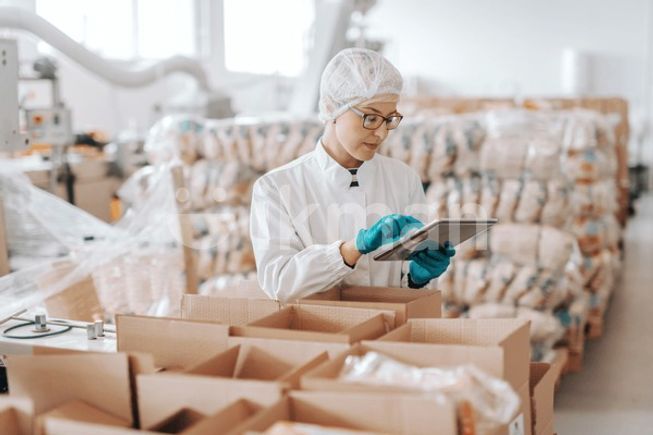 54fb9011-64a3-4821-8b4c-376e57a51352