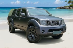 Nissan Aventura Uk Edition 2012 for Sale