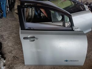 Nissan Leef Four Door set for Sale