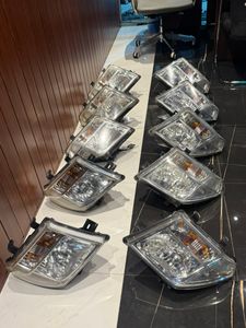 Nissan Navara D40 Head Lamp ( Genuine ) for Sale