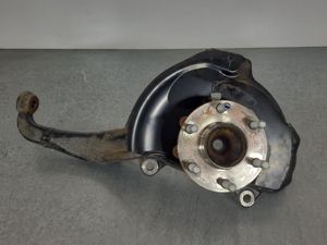 Nissan Navara Front Hub with Knuckle Arm for Sale