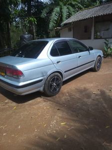 Nissan Sunny FB15 2000 for Sale