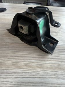 Nissan Tiida Engine Mount for Sale