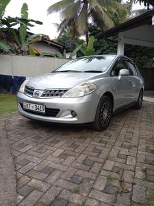 Nissan Tiida Latio 2010 for Sale