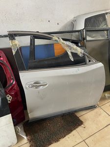 Nissan X-Trail T32 Door Panel for Sale