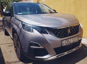 Peugeot 5008 Fully loaded 2019 for Sale