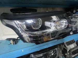 Range Rover Sports 2015 Head Light for Sale