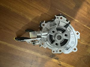 Ranger Rover AJ200 water pump for Sale