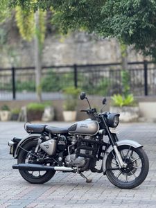 Royal Enfield Classic 350 2018 for Sale Royal Enfield Classic 350 2018 for Sale