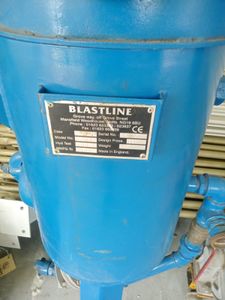 SAND BLASTING UNIT for Sale