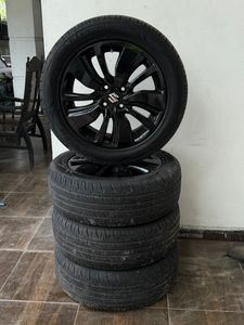 Suzuki Alloy Wheels with Tyres 205-55-16 for Sale