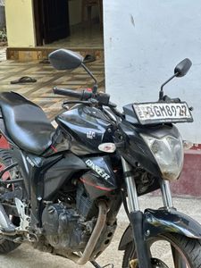 Suzuki Gixxer Black 2017 for Sale