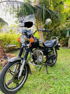 Suzuki GN 125 2000 for Sale Suzuki GN 125 2000 for Sale