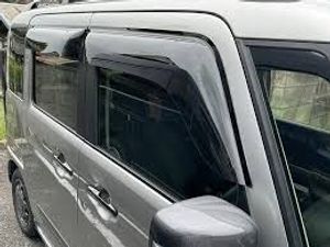 Suzuki Spacia Car Door Visor for Sale