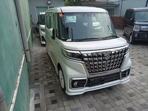 Suzuki Spacia Custom 2023 for Sale
