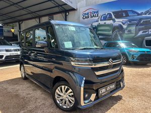 Suzuki Spacia Custom Hybrid 2025 for Sale