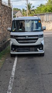 Suzuki Spacia Custom XS 2024 for Sale
