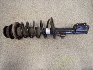 Suzuki Swift Beetle ZC71 Front Shock ( 2008Y ) for Sale