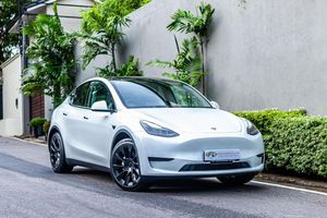 Tesla Model Y 2024 for Sale