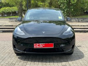 Tesla Model Y All Black 2024 for Sale