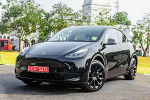 Tesla Model Y Long Range 2024 for Sale