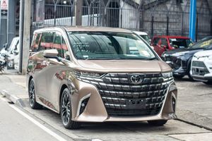 Toyota Alphard Executive Lounge 2025 for Sale
