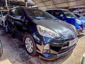 Toyota Aqua 2013 for Sale