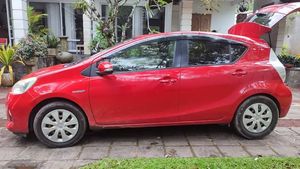 Toyota Aqua 2013 for Sale