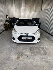 Toyota Aqua 2015 for Sale