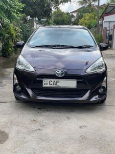 Toyota Aqua 2015 for Sale