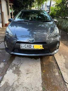 Toyota Aqua G Grade 2013 for Sale