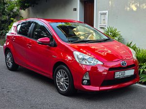 Toyota Aqua G Grade 2014 for Sale