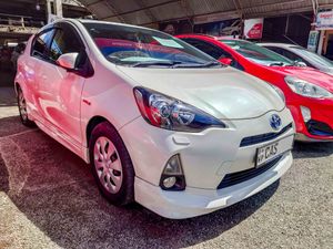 Toyota Aqua G Grade 2014 for Sale