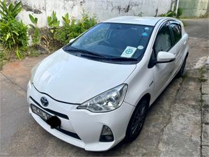 Toyota Aqua G Grade 2014 for Sale