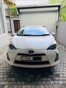 Toyota Aqua G Grade 2014 for Sale