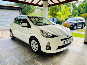 Toyota Aqua G Limited 2012 for Sale