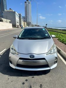 Toyota Aqua NHP10 2012 for Sale