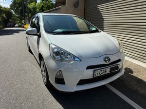 Toyota Aqua S 2013 for Sale