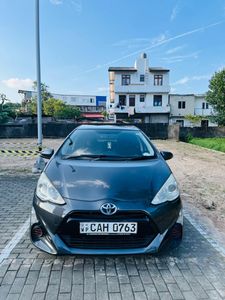 Toyota Aqua X Urban 2015 for Sale