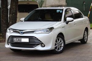 Toyota Axio G Grade 2015 for Sale